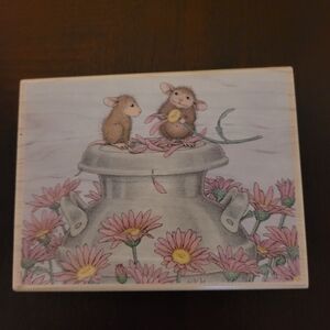 Stampabilities House Mouse Rubber Stamps She Love Me 5x3.75